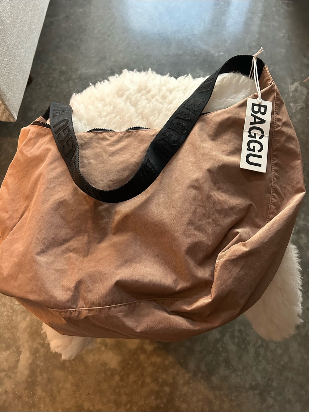 BAGGU Large Crescent Nylon Bag in Cocoa